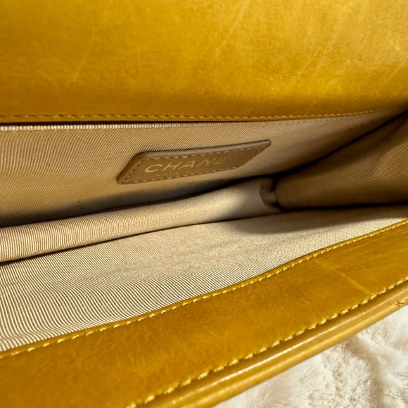 Chanel Chevron Gabrielle Flap Bag - Picture 13 of 15